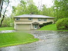 W207N6870 Fairview Dr., Menomonee Falls, WI 53051