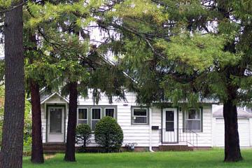 N90W16727 Roosevelt Dr., Menomonee Falls, WI 53051