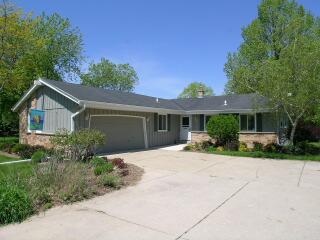 4200 Briar Ridge Ln., Richfield, WI 53017