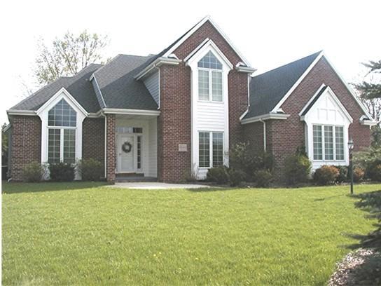 18415 High Meadow Dr., Brookfield, WI 53045