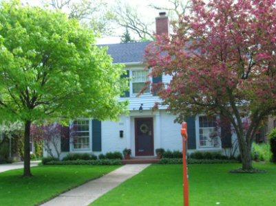 6034 N Bay Ridge Ave., Whitefish Bay, WI 53217