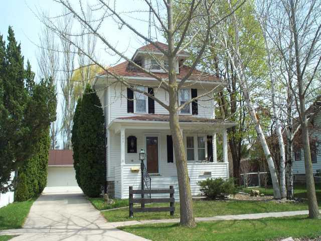 493 S Ellis, Fond Du Lac, WI 54935
