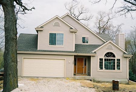 125 Park Pl., Mukwonago, WI 53149