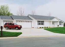 8103 S Wynona Dr., Oak Creek, WI 53154