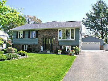 2819 29th Ct., La Crosse, WI 54601