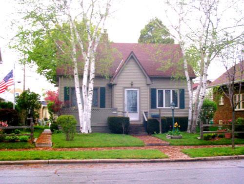 1922 S 17th St., Sheboygan, WI 53081