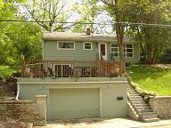 258 Lookout Dr., Pewaukee, WI 53072