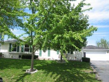 2940 Lake Vista Ct., Caledonia, WI 53402