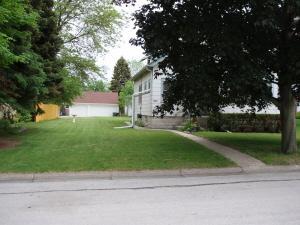 1633 Madison Ave., South Milwaukee, WI 53172