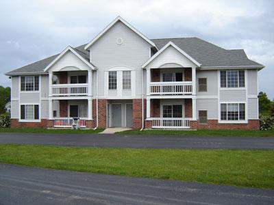 3640 E Barbara Ct. #201, Oak Creek, WI 53154