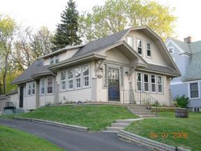 5811 W Wisconsin Ave, Wauwatosa, WI 53213