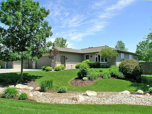 N7074 Pine Ln., Holland, WI 54636