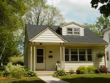 2044 N 84th St., Wauwatosa, WI 53226