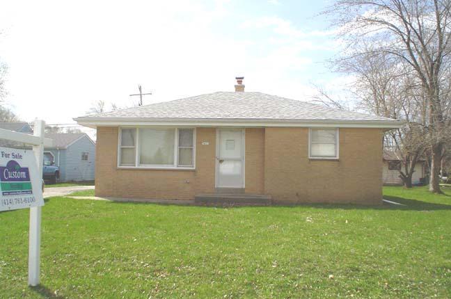 3421 W Ramsey Ave., Greenfield, WI 53221