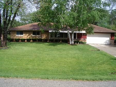 3560 Studio Ct., Brookfield, WI 53045