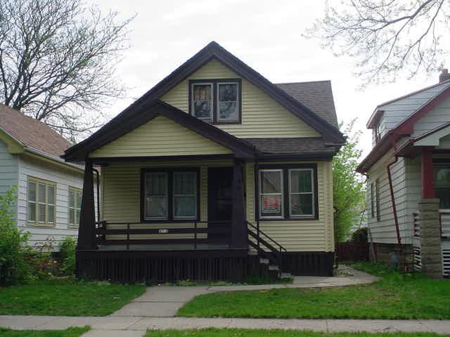 4932 N 36th St., Milwaukee, WI 53209