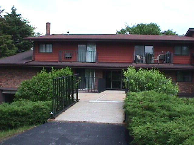 8505 W Waterford Ave. #2, Greenfield, WI 53228