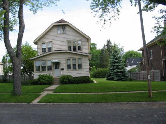 [Address Hidden by Seller], Cudahy, WI 53110