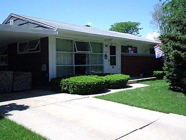 4523 N 107th St., Wauwatosa, WI 53225