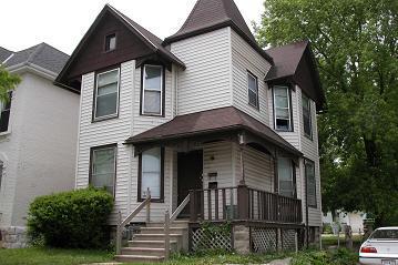 2619 S Lenox St., Milwaukee, WI 53207