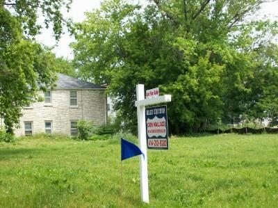 1420 E Boylston, Milwaukee, WI 53202