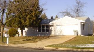 5873 S 33rd Ct., Milwaukee, WI 53221