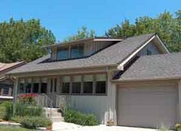 914 W Wisconsin Ave, Oconomowoc, WI 53066