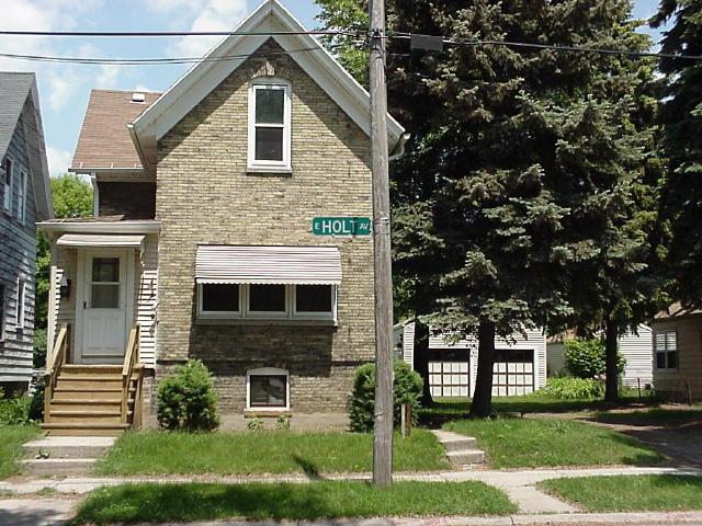 1036 E Holt, Milwaukee, WI 53207