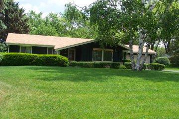 11358 N Glenwood Rd., Mequon, WI 53097