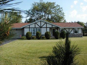 5417 Cedar Sauk Rd., Cedarburg, WI 53080
