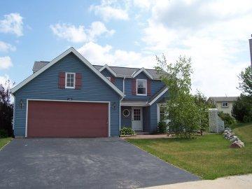 3305 Regent Pl., West Bend, WI 53090