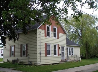 1413 Wentker Ct., Two Rivers, WI 54241