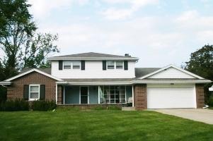 8225 N Warwick Ct., Brown Deer, WI 53209