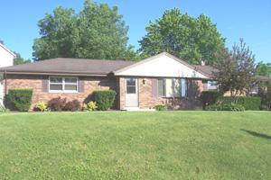 221 Highview Dr., Slinger, WI 53086