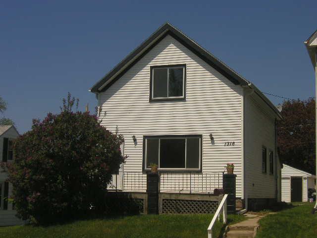 1316 Monroe Ave, South Milwaukee, WI 53172