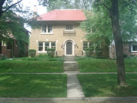 2571 N Grant Blvd., Milwaukee, WI 53210