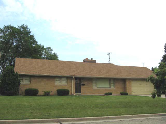 3110 N 102nd St, Wauwatosa, WI 53222