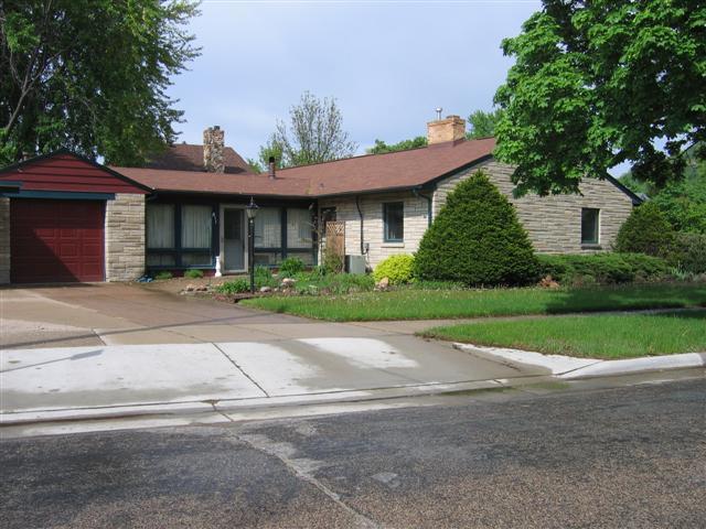 1144 Losey, La Crosse, WI 54601