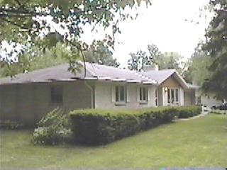 617 E Madison St., Oconomowoc, WI 53066