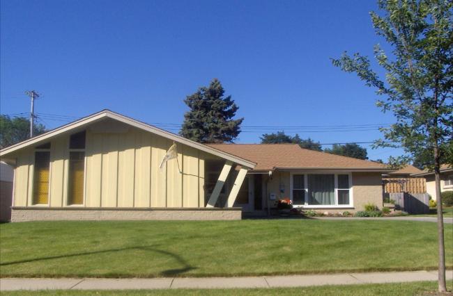 9001 W Burdick Ave., Milwaukee, WI 53227