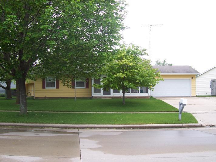 757 Forest Ln., Fond Du Lac, WI 54935