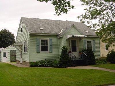 1323 Travis St, La Crosse, WI 54601
