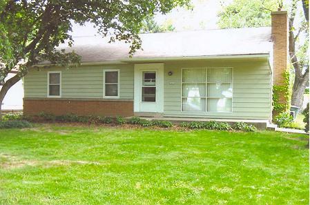 2416 N 116th St., Wauwatosa, WI 53226