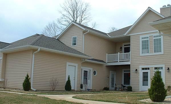 W397N5984 Autumn Woods, Oconomowoc, WI 53066