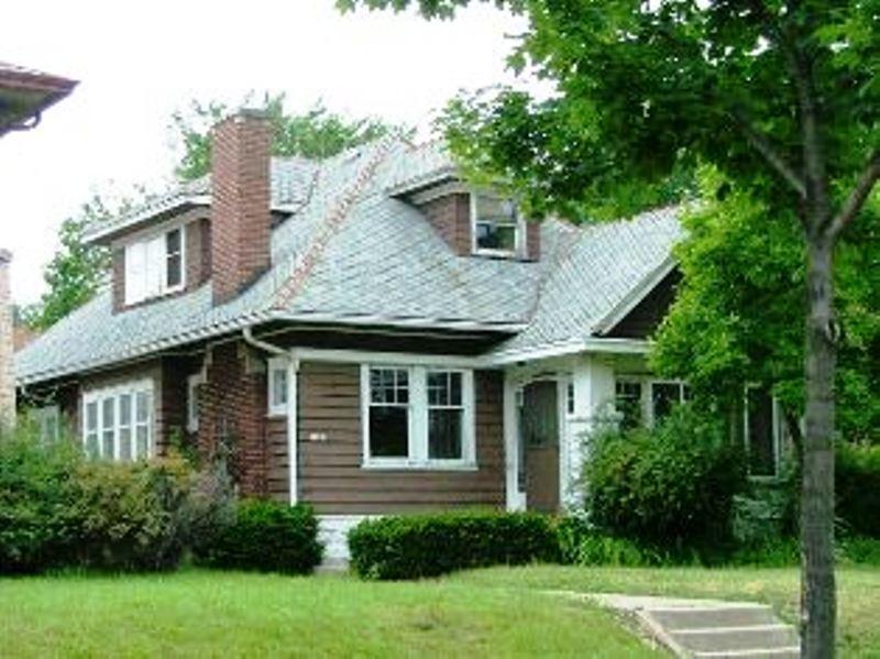 2645 N 46th St, Milwaukee, WI 53210