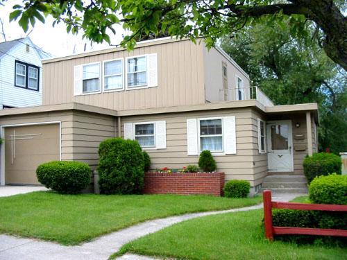 618 N 15th St., Sheboygan, WI 53081