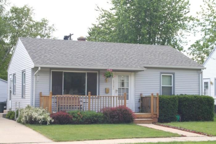 1727 Jerome Blvd., Racine, WI 53403