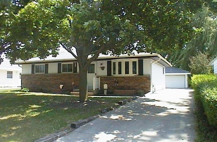 3341 Indiana St, Racine, WI 53405