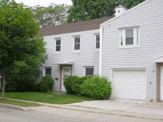 5589 Balsam Ct. #5593, Greendale, WI 53129