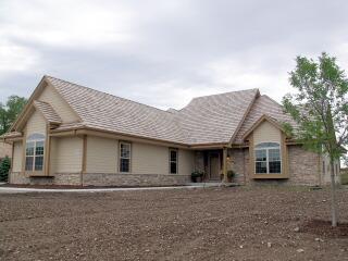 W170N7655 Patrician Pkwy., Menomonee Falls, WI 53051